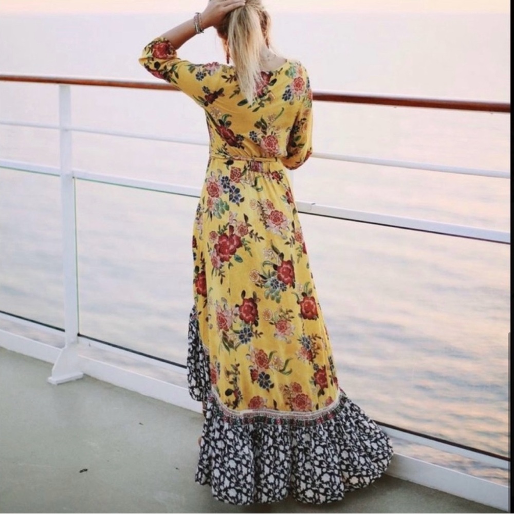 Farm Rio Floral Print Wrap Dress, Size M, Worn once in great condition - Picture 3 of 6